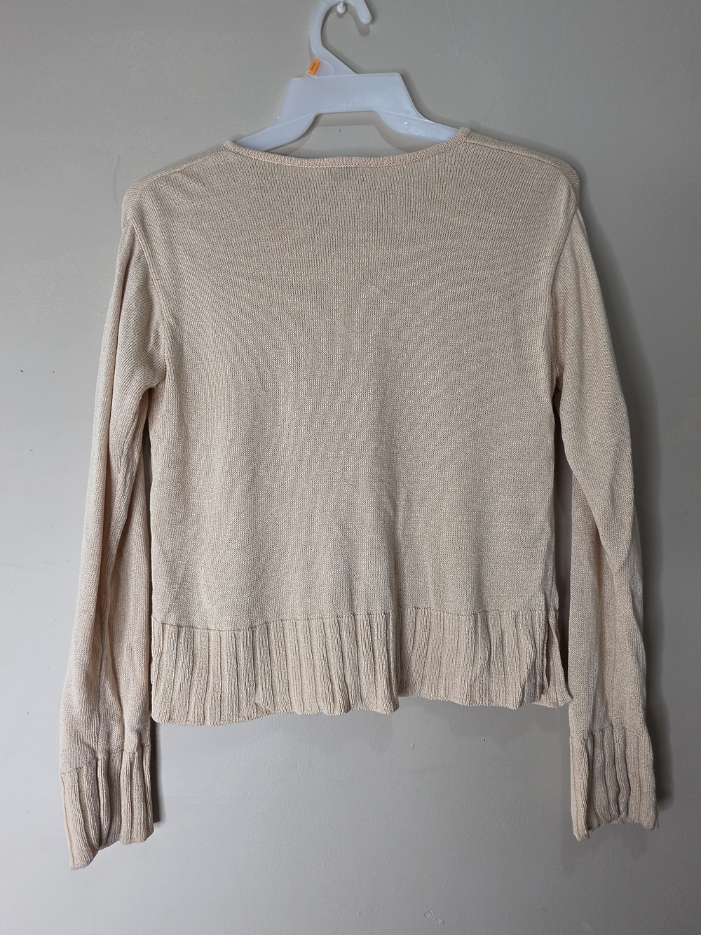 Ann Taylor LOFT Beige Knit Sweater Ruffle Hem Size S Soft Lightweight - Picture 13 of 13